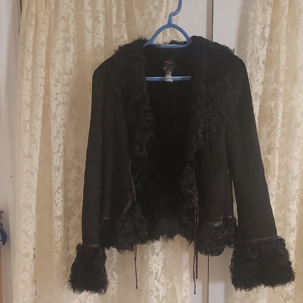 Elegant Black Fur Shearling Coat Vintage